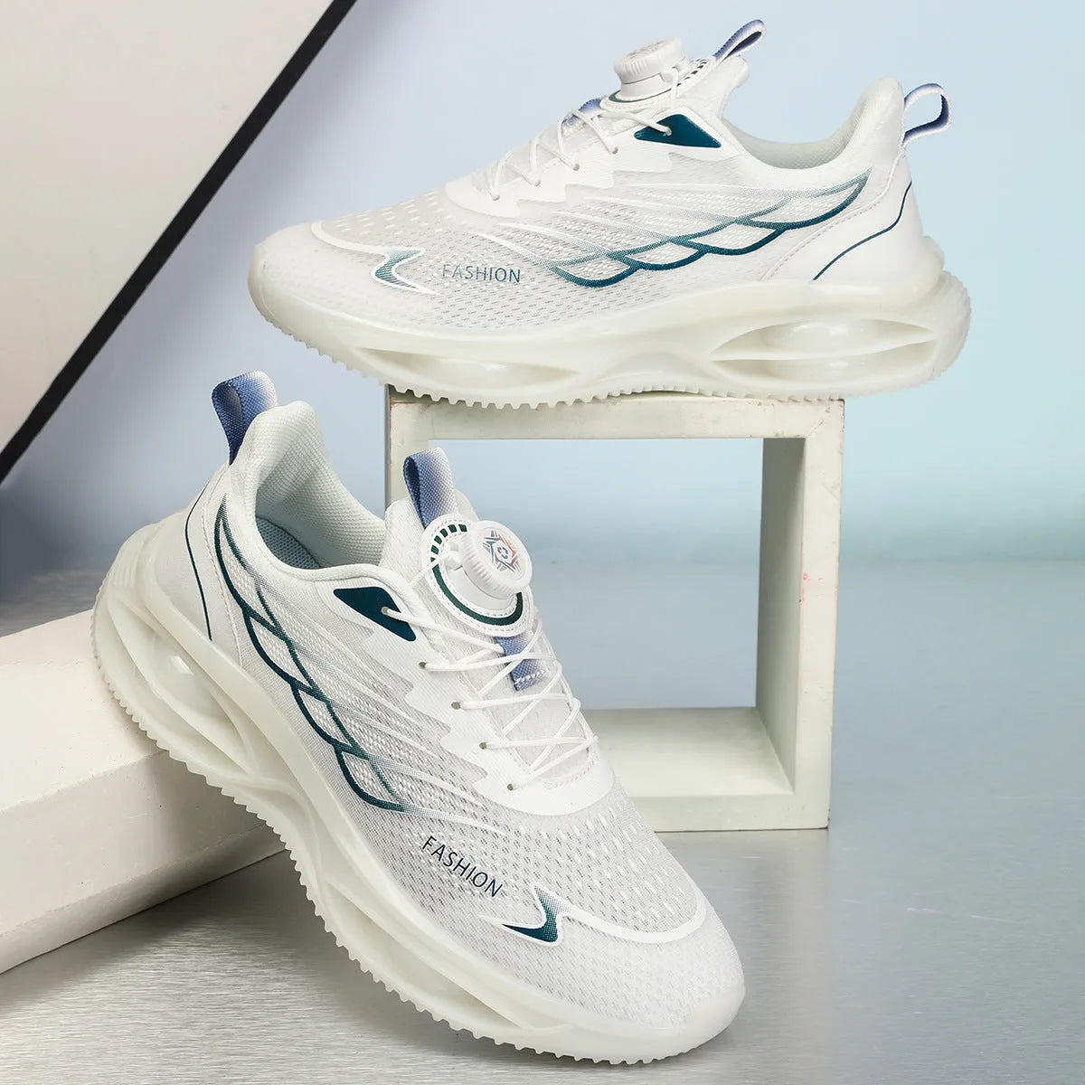 Casual running shoes with mesh lining and rubber sole in sky blue colour option