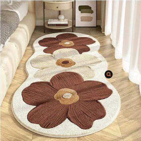 Flower shaped cashmere bedside blanket with cartoon alien design in polyester fibre