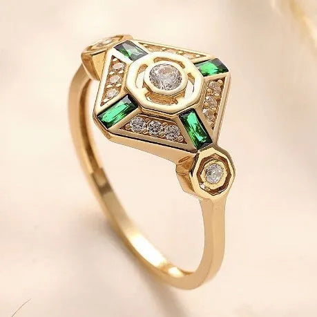 Square geometric emerald diamond ring in lvzuan colour with Ins style design