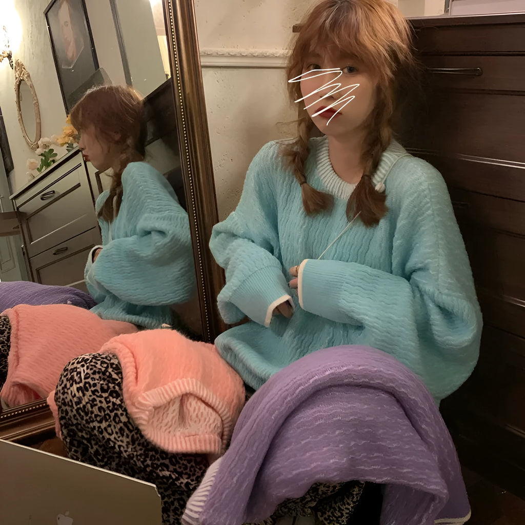 Women's loose pullover sweater in lake blue polyester with regular sleeves