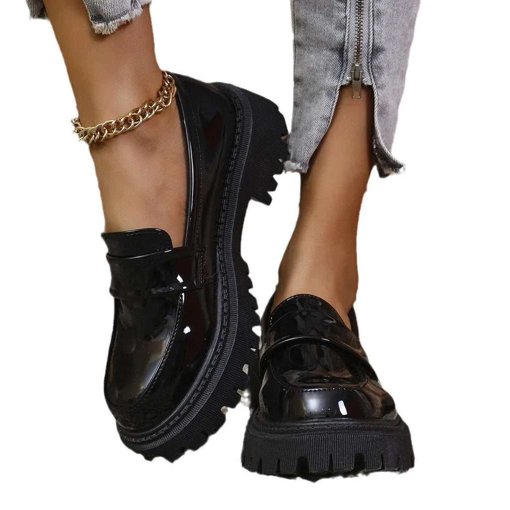 Plus size slip-on loafers with chunky platform heel in black, wine red or green colours