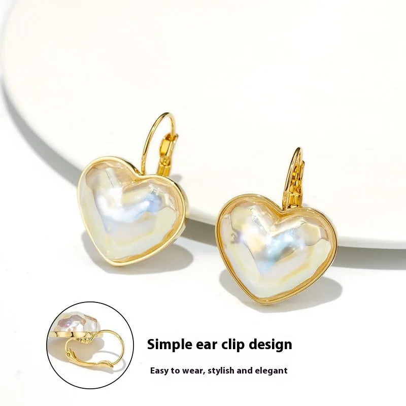 Gold-coloured alloy ear clip earrings with summer fashion design for women