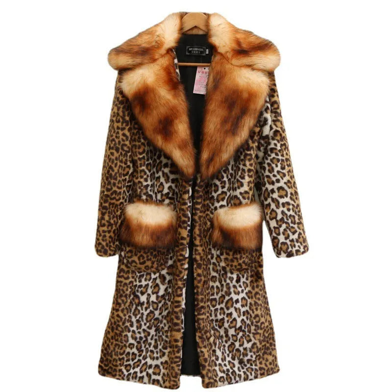 Women's long artificial fur jacket with leopard print pattern, regular sleeves, and casual street-style fit.
