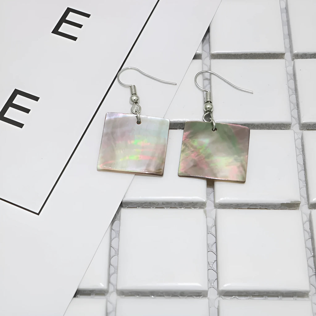 Geometric shell earrings in rectangular and square designs with natural retro style
