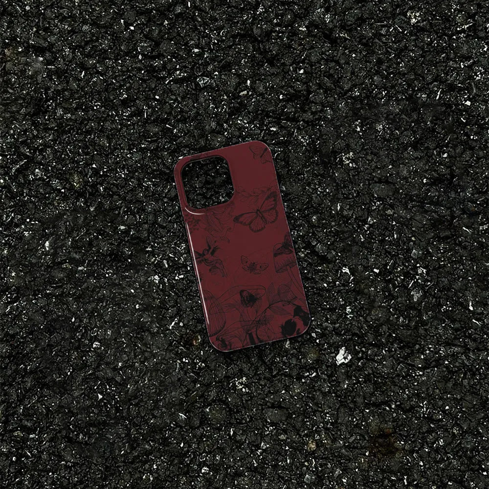 Retro butterfly and floral oil-painting print phone case in red, anti-fingerprint, for iPhone 11-16