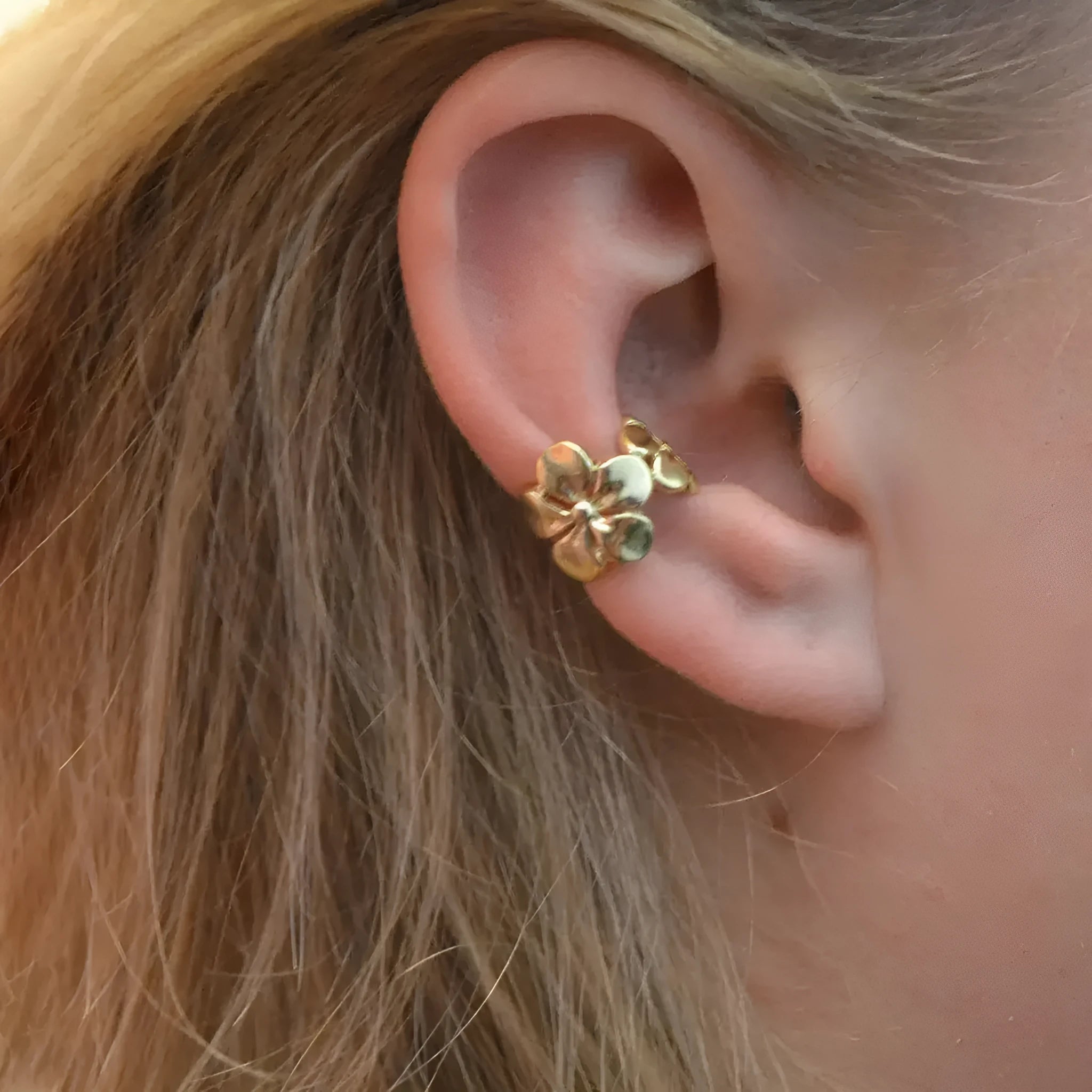 Women's gold starfish and conch shell drop earrings with marine-themed alloy charms
