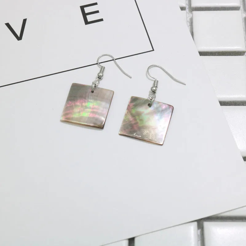 Geometric shell earrings in rectangular and square designs with natural retro style