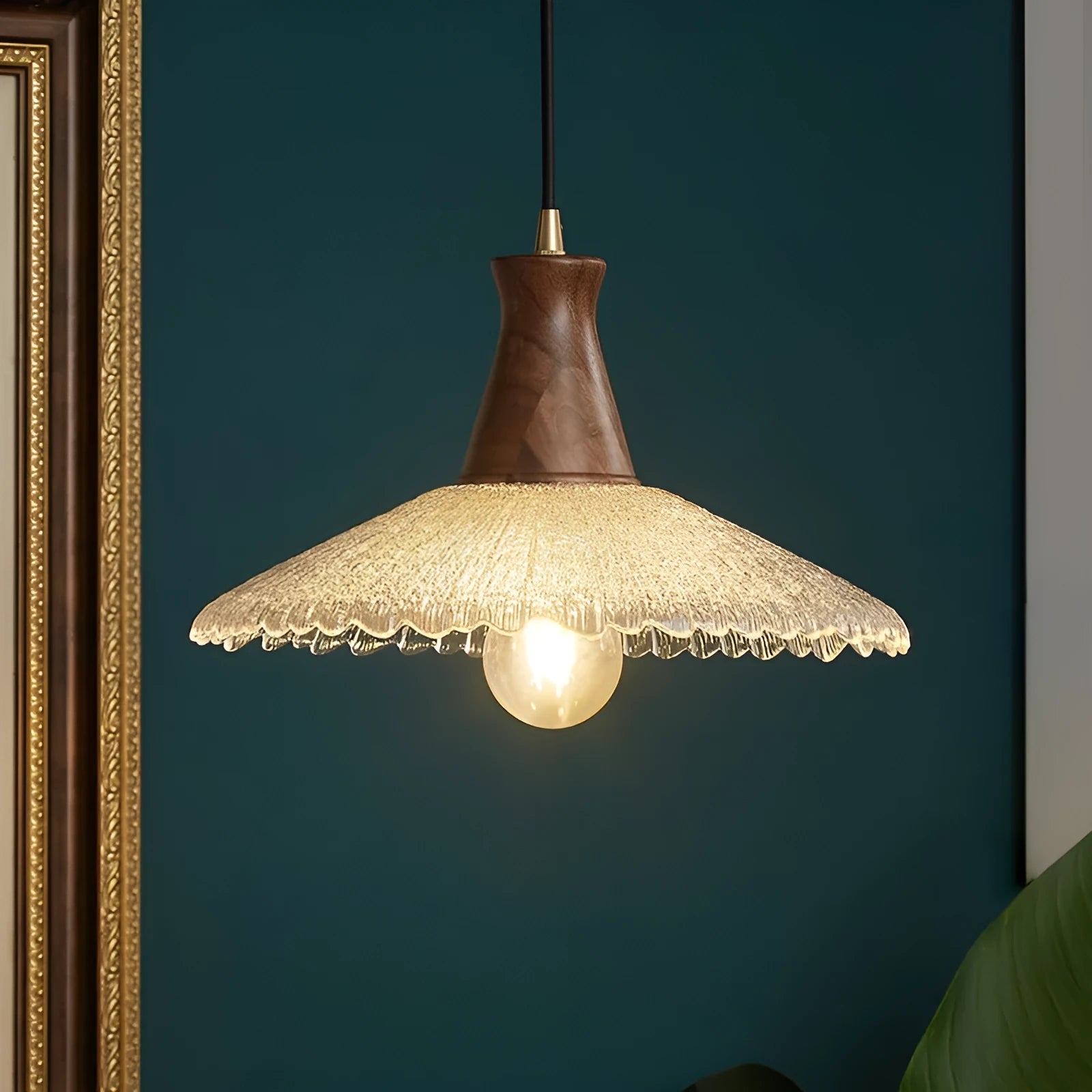 Woodcraft brass electroplated glass chandelier for restaurant cafe lighting