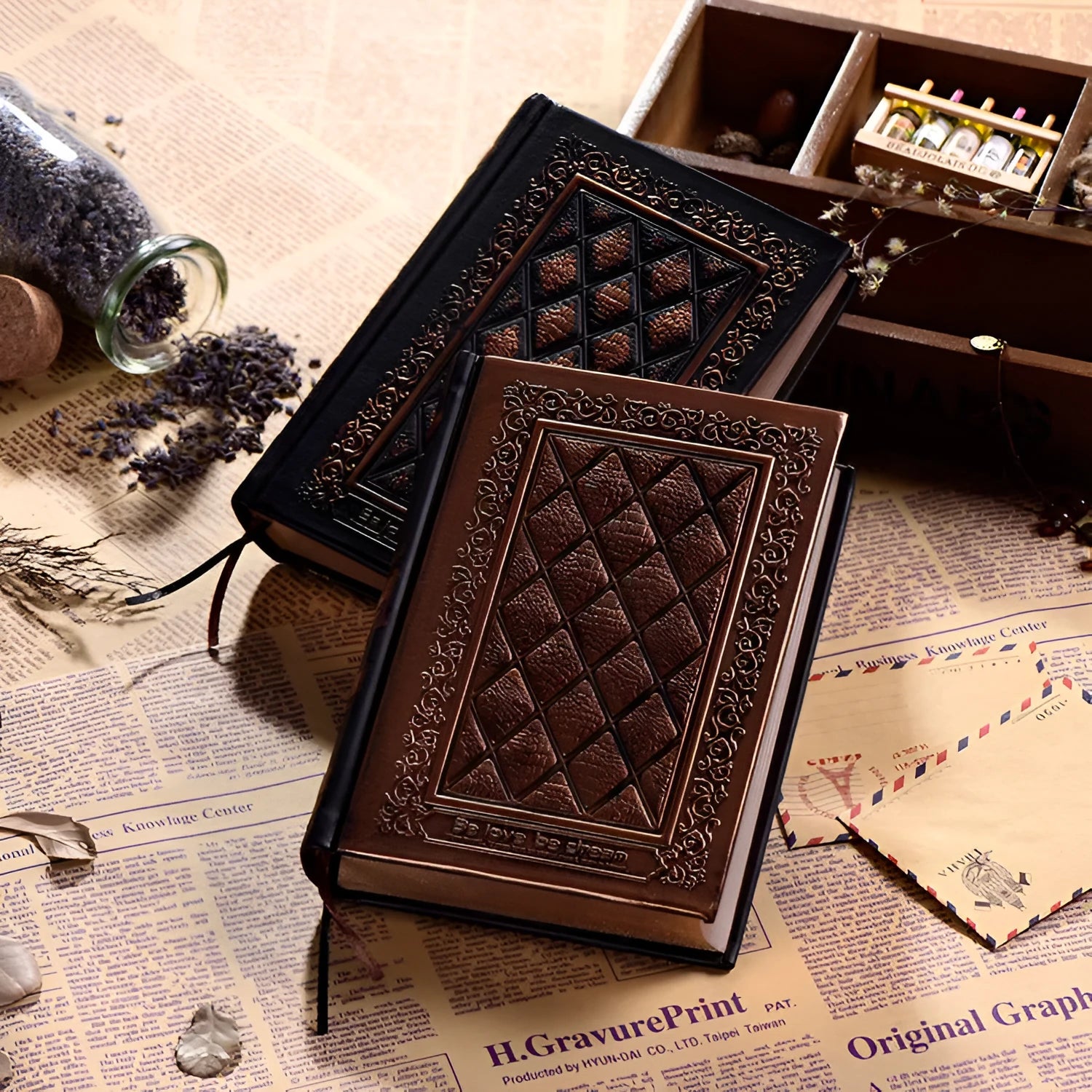 Embossed faux leather notepad with three-dimensional super thick cover in bronze or black gold colour