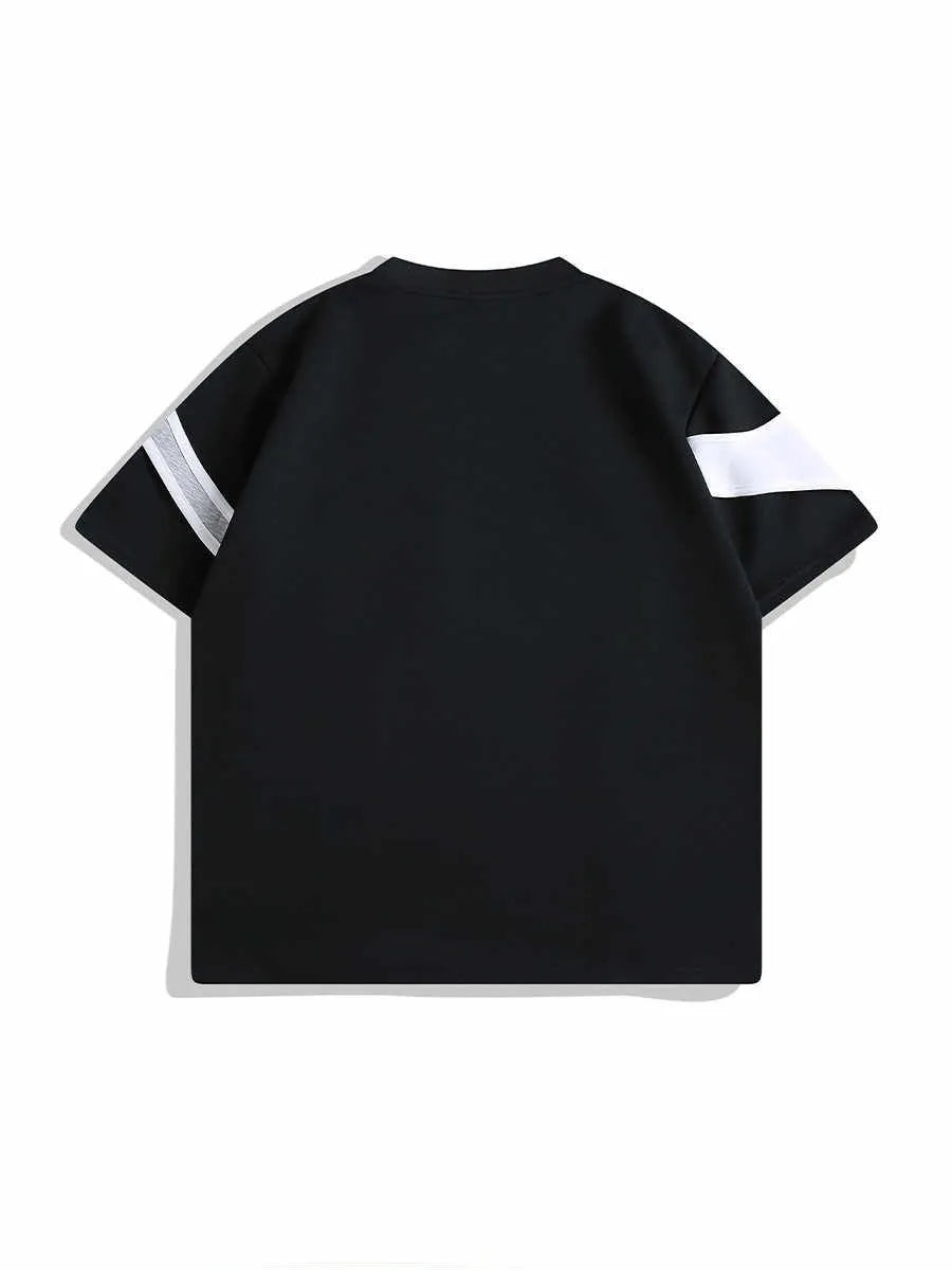 Men's loose fit black t-shirt with double-layer shoulder stitching showing short sleeves and round neck