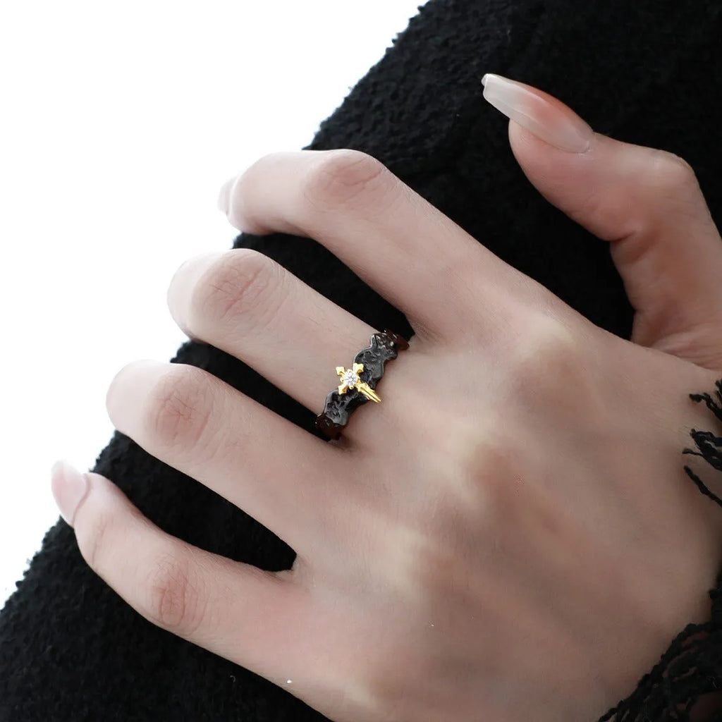 Princess Knight adjustable silver couple ring in white gold or black gold colour