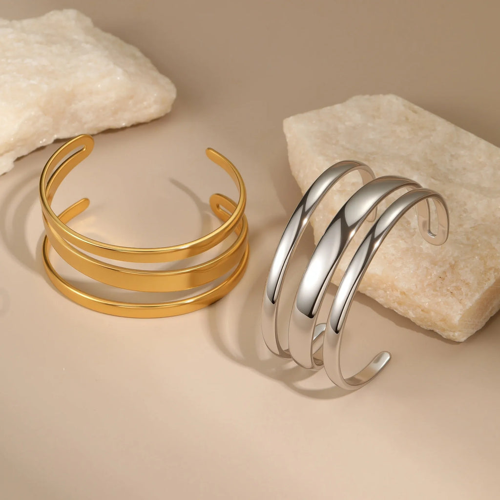 Women's stainless steel bracelet with geometric line design and 18K gold electroplating