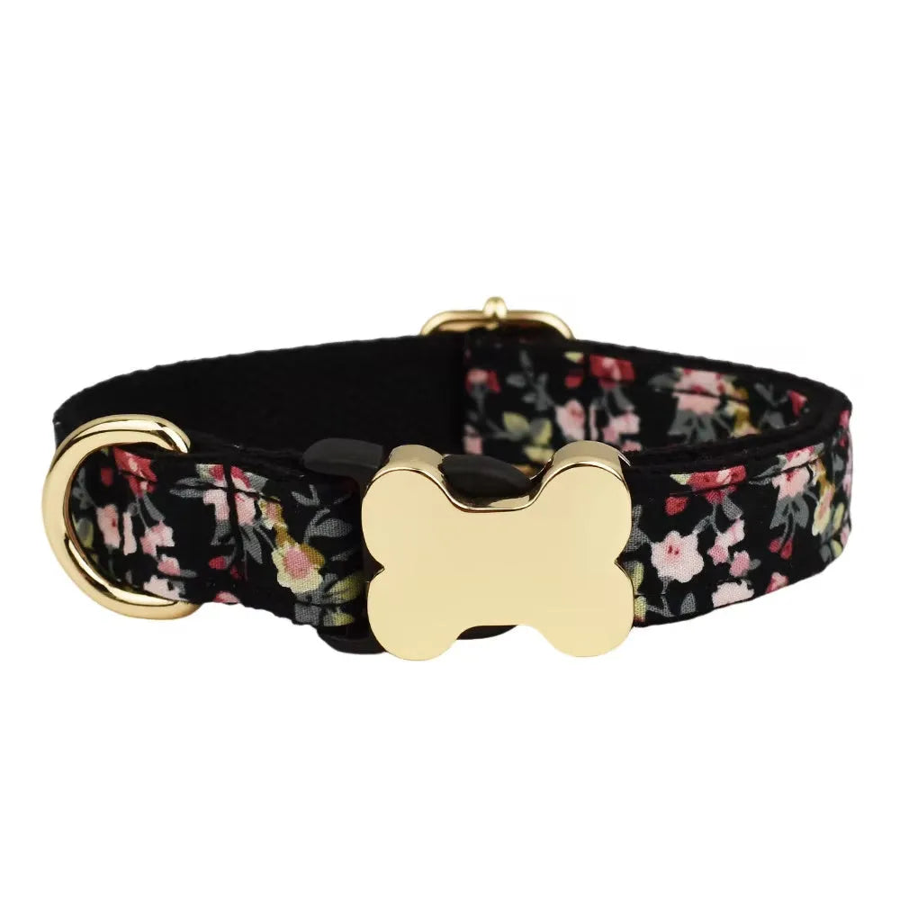 Flat nylon dog collar with grid pattern print and bone-shaped buckle in adjustable sizes