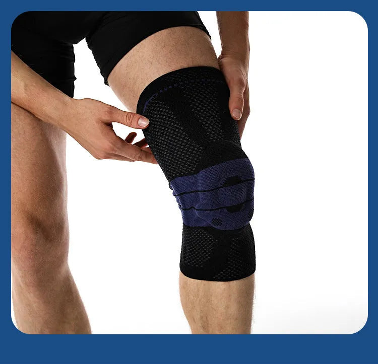 Adult sports kneecap in black and blue colours, made from nylon and spandex, for knee protection.