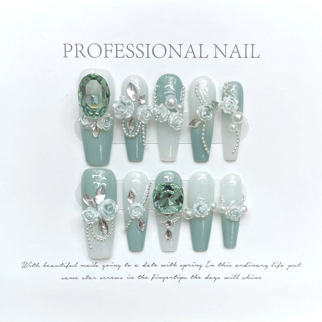 Wear Armor Green plastic nail armour with camellia gradient chain and diamond pattern