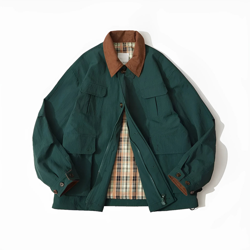Men's and women's solid colour casual jacket with side seam pockets in green or apricot.