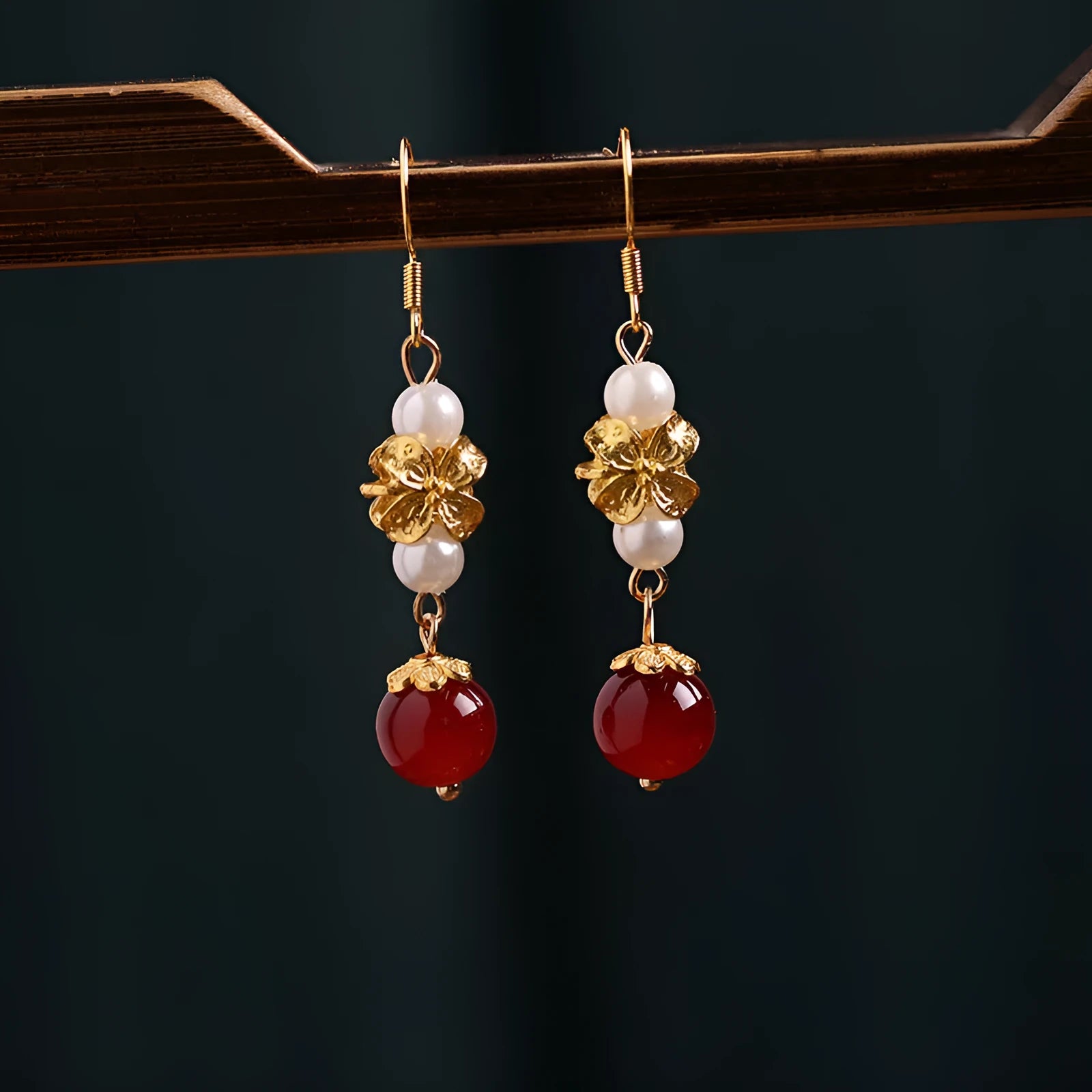 Court style Han cheongsam antique geometric earrings in alloy with electroplated retro finish
