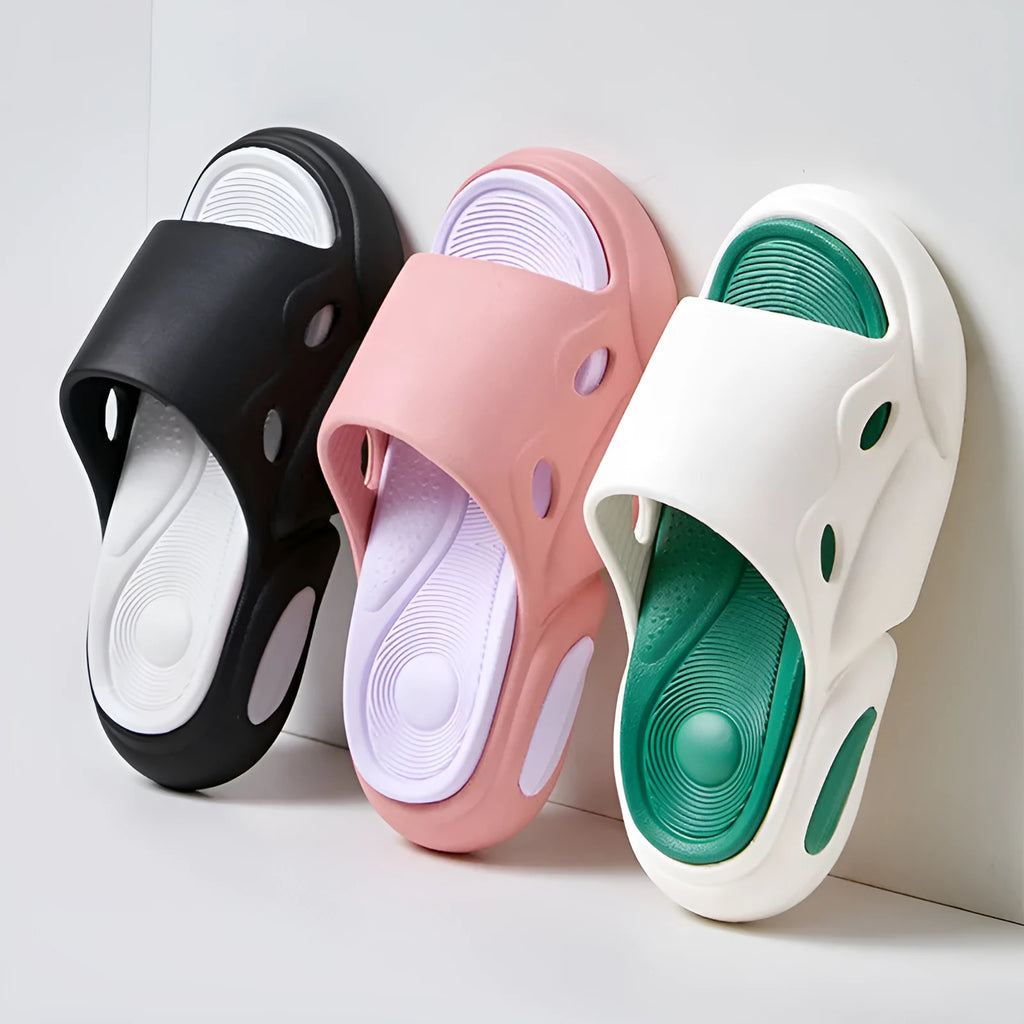 Two-colour EVA foam couple slippers with thick soles and leather lining in black white combination