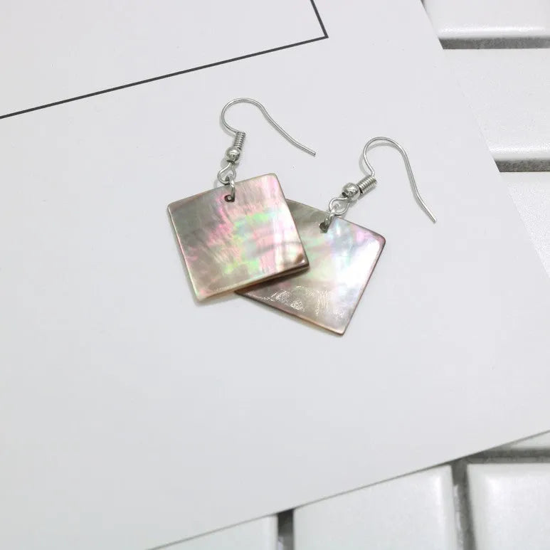 Geometric shell earrings in rectangular and square designs with natural retro style