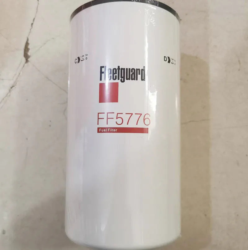Glass fibre folding filter element for oil purification with 32mm ports.