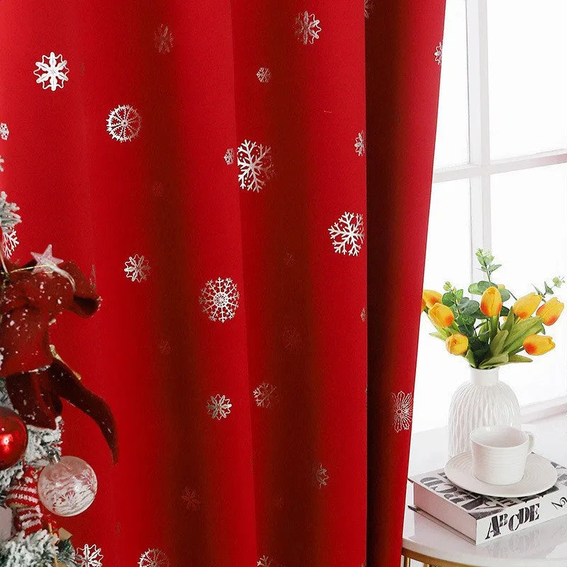 Polyester snowflake print shade curtain in red or green with modern design