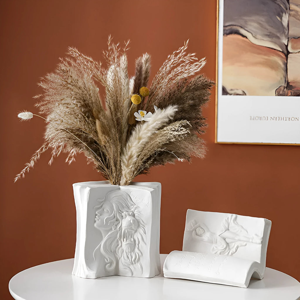 Ceramic book stand in modern simplicity style with glazed surface, design options include lover, dancer, beauty and beast, brush face