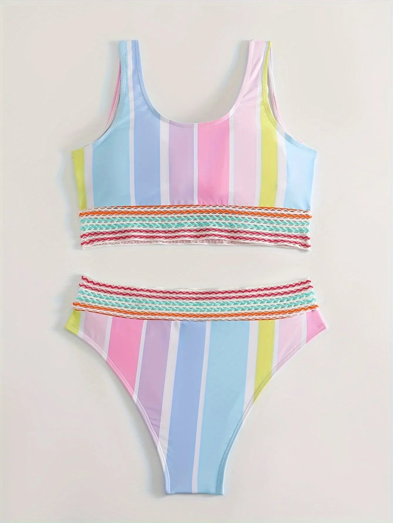 Women's striped sports bikini with spandex lining for swimming and wading activities