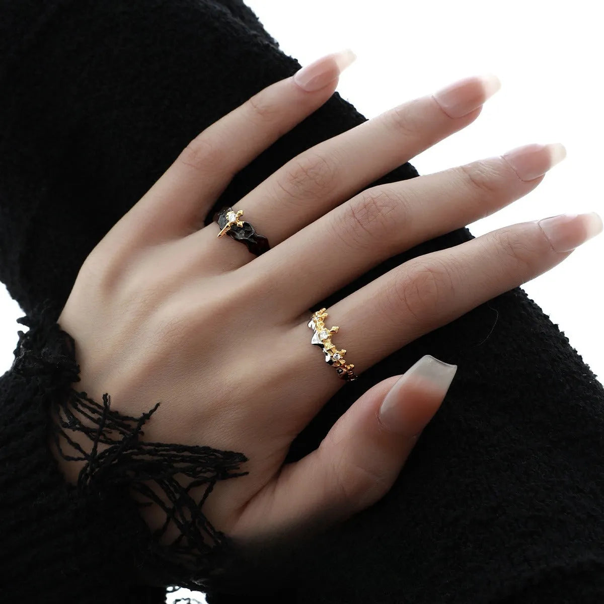 Princess Knight adjustable silver couple ring in white gold or black gold colour