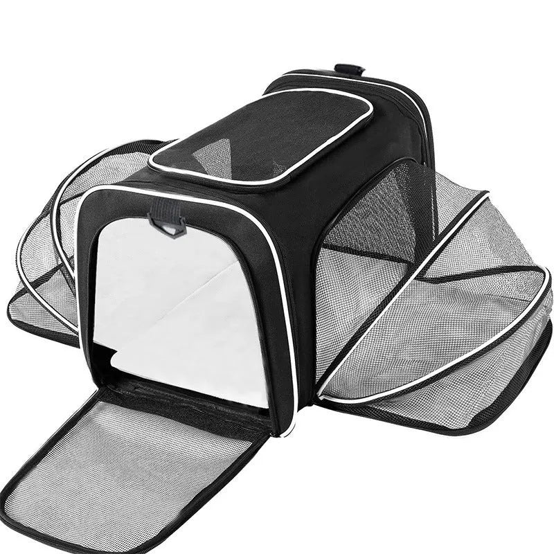 Cat carrier bag in solid colour with 600D cation fabric construction and portable design