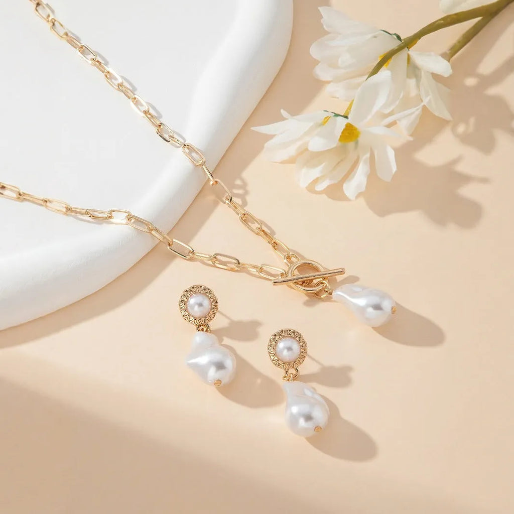 Gold colour retro baroque pearl necklace and earring jewellery set for women