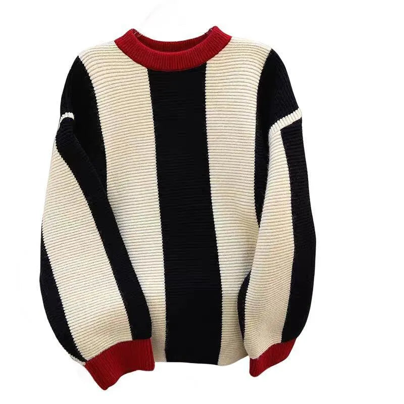 Women's contrast colour striped cashmere sweater with round neck and regular sleeves.