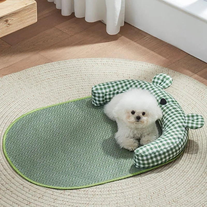 Four-season dog mat and cat nest in green or yellow showing four size options with weight recommendations