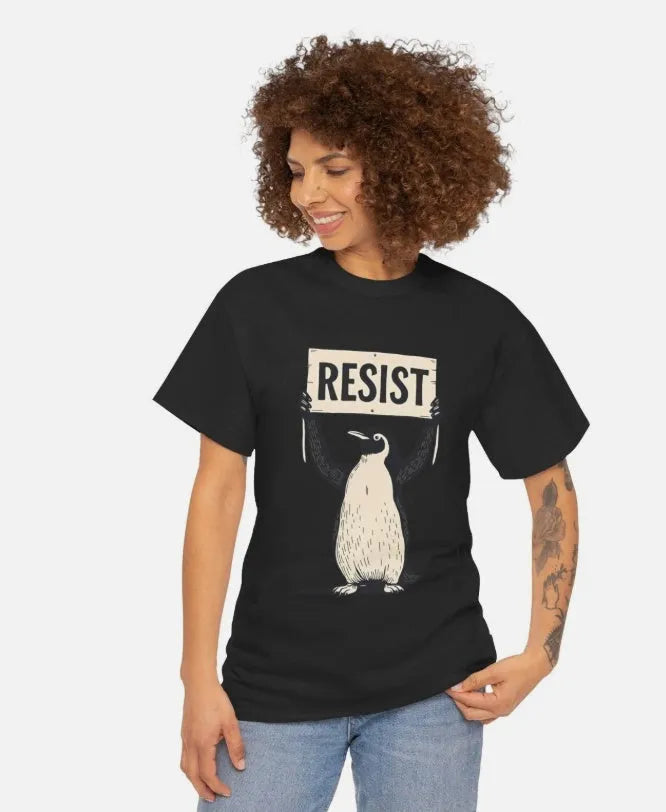 Straight cut loose fit cotton T-shirt in black, green, or white with short sleeves and round neck.