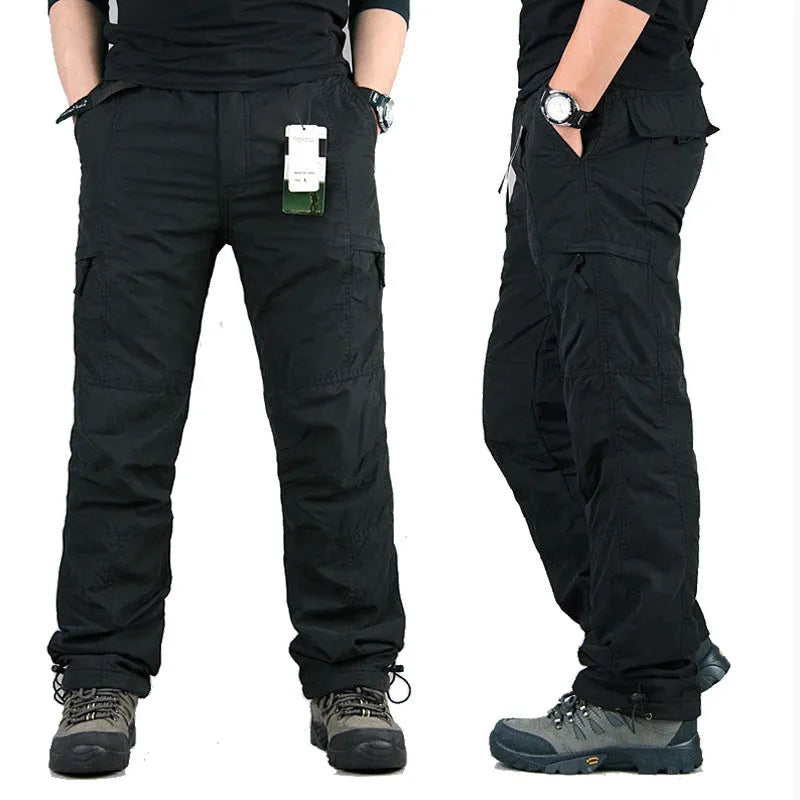 Men's thick wool-lined overalls in stone-washed cotton with straight-leg design