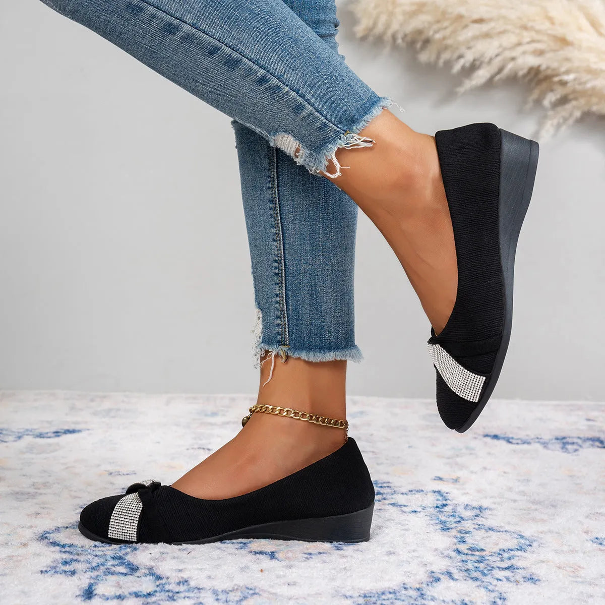 Women's black slip-on casual shoes with rhinestone decoration and 6-8cm chunky heel