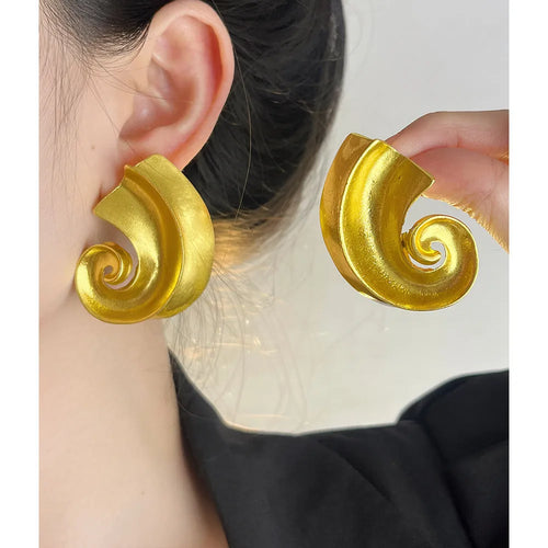 5cm geometric alloy ear studs with retro design in gold and silver colour options