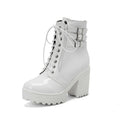 Women's thick-heeled short boots in black with round toe and lace-up front