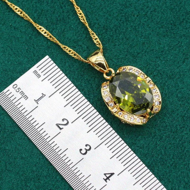 Women's rhinestone zircon jewellery set with snake bones chain necklace, earrings, and ring in olive green or red