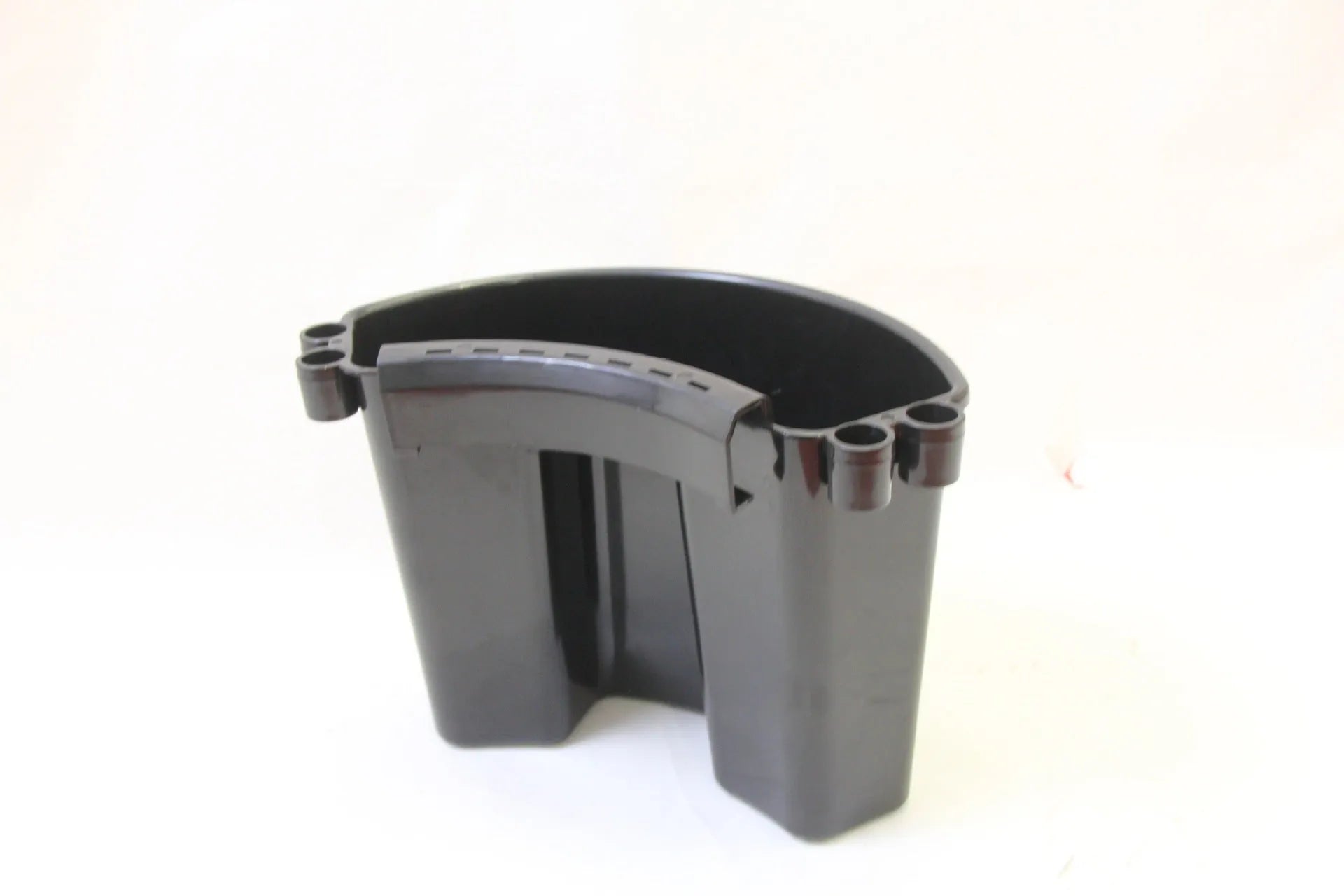 Car wash bucket with dirt guard insert in choice of four colours
