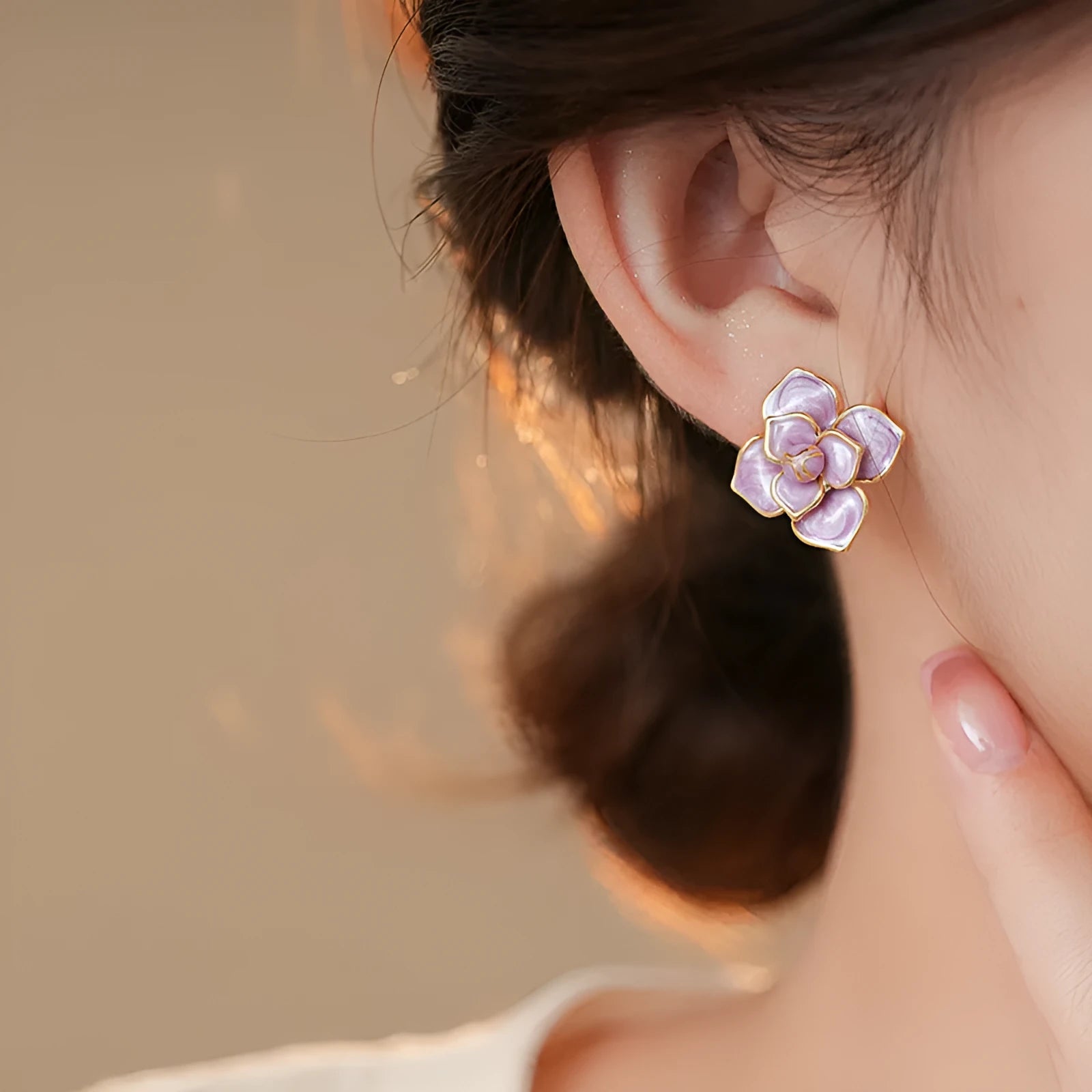 Golden-purple oil-spot glaze flower stud earrings with gold plating on copper material