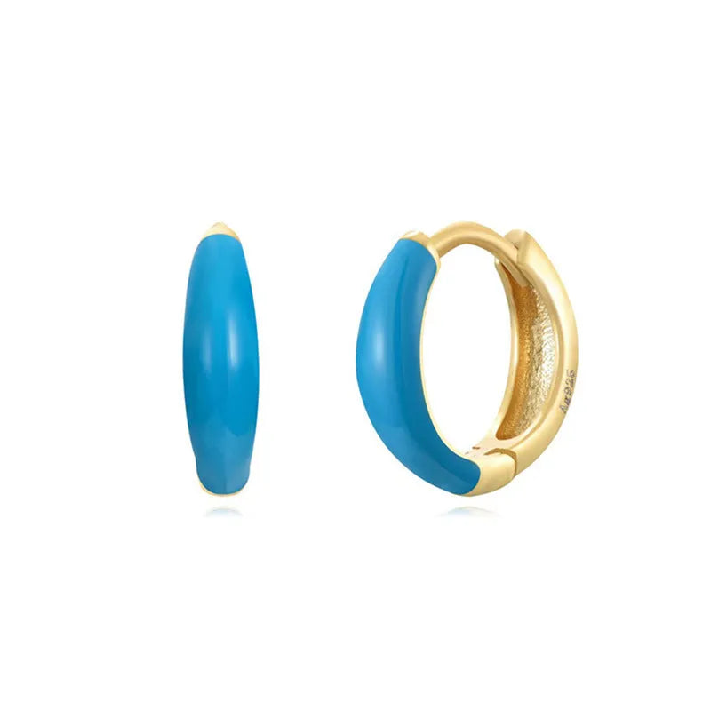 Epoxy oval curved earrings in seven colours with U-shaped geometric design