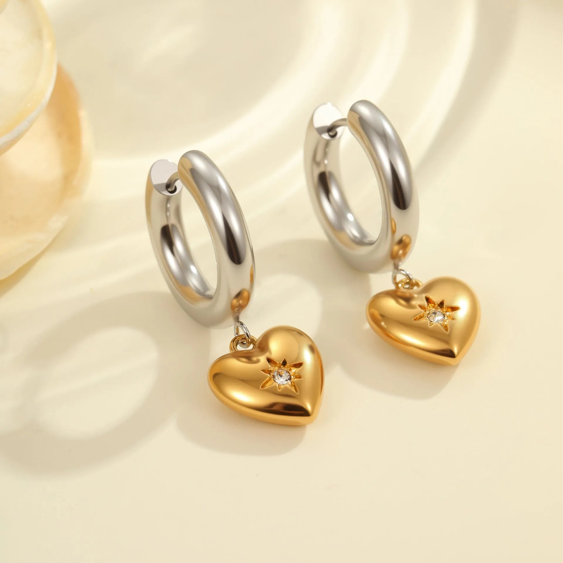 Women's Christmas tree earrings with heart and star geometry in stainless steel with gold electroplated finish