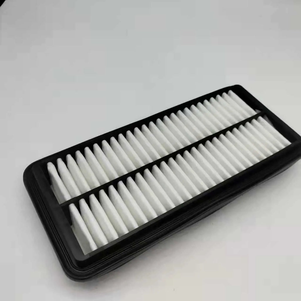 Black rectangular car air filter for Hyundai vehicles measuring 256mm by 113mm by 40mm