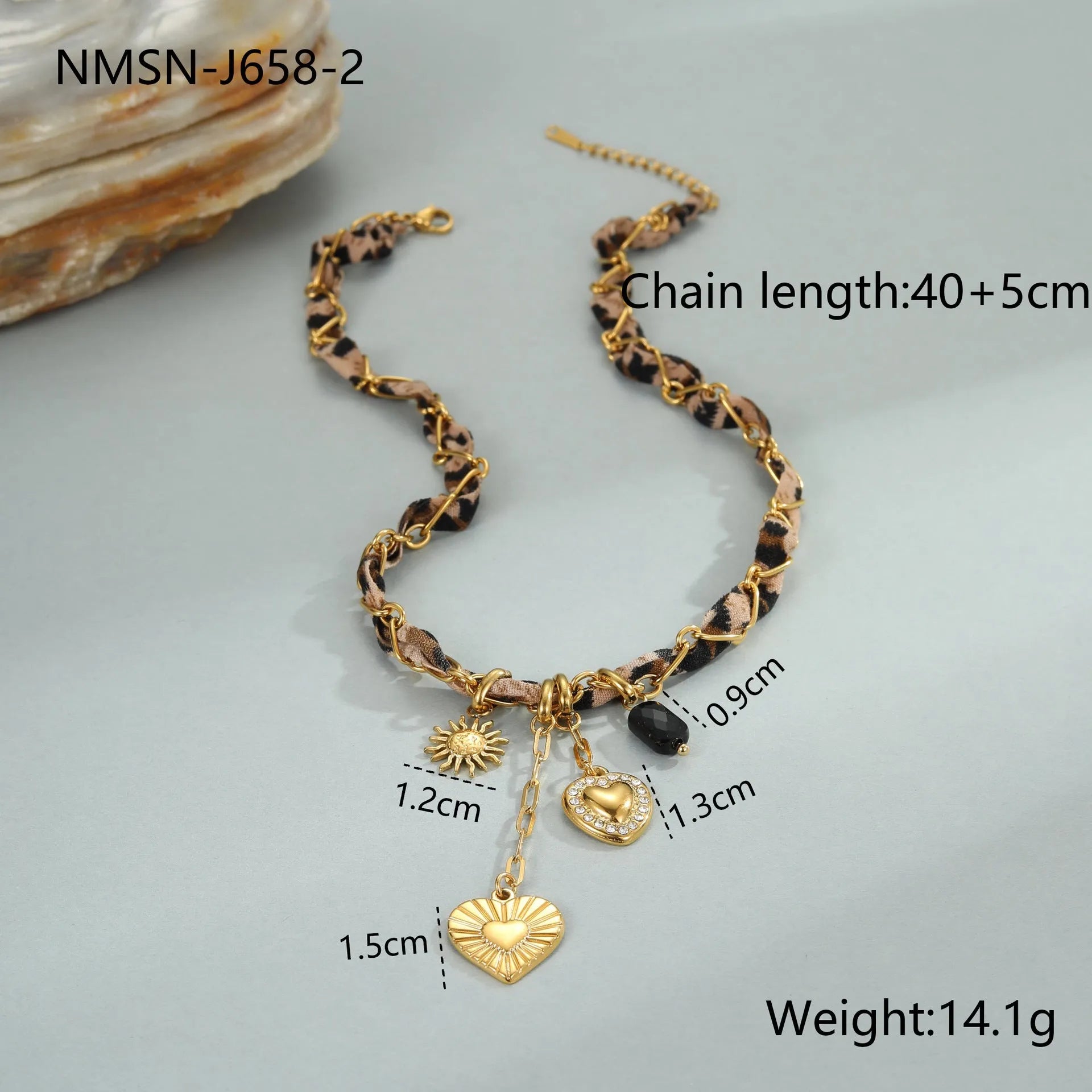 Women's stainless steel necklace with geometric leopard pendant and adjustable chain