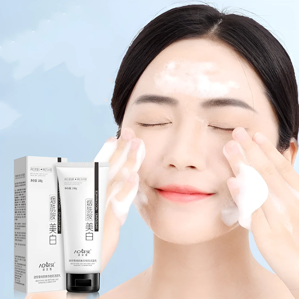 100ml whitening freckle removing facial cleanser bottle with pore cleansing formula