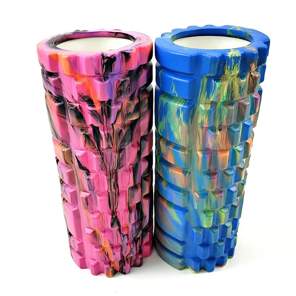 33cm long camouflage patterned EVA foam roller for fitness and massage.