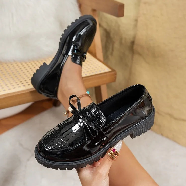 Women's brown loafers with decorative bow detail, artificial PU upper material